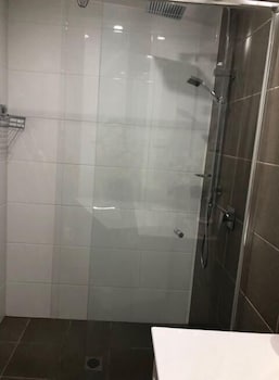 Apartment At Crown - Whitsundays Accommodation 2