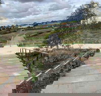 5br Luxury House 20 Min To Cbd Spacious Living - Whitsundays Accommodation