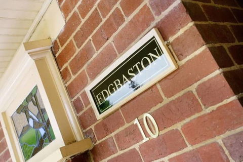 Rosanna Mansion - Whitsundays Accommodation 1
