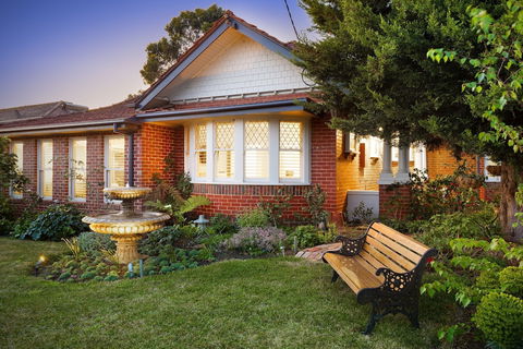 Rosanna Mansion - Whitsundays Accommodation 0