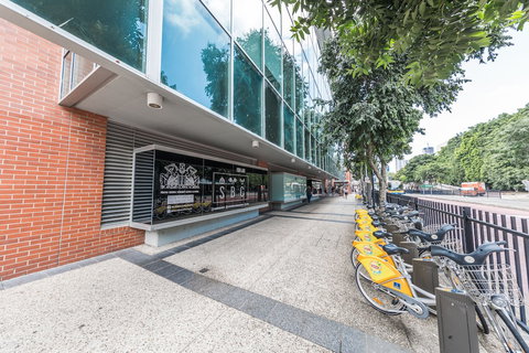 Homely Apartment In South Brisbane - Whitsundays Accommodation 0