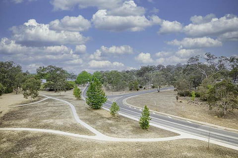 CANBERRA CHIC-Hosted By L'Abode - Whitsundays Accommodation 2