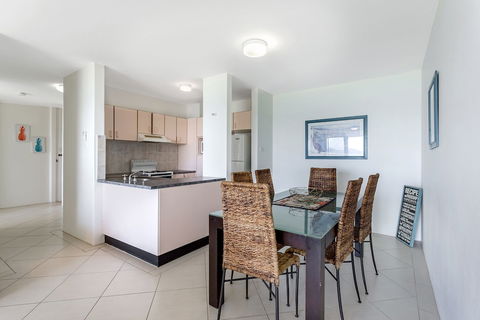 Harbourside, Unit 2/07 Soldiers Point Road - Whitsundays Accommodation 0