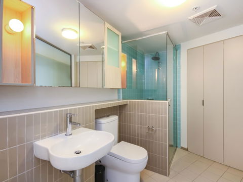 Urban Rest - Kelvin Grove - Whitsundays Accommodation 6