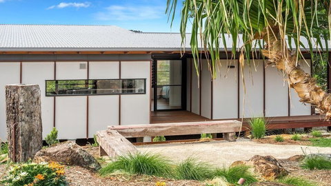 Your Luxury Escape - Carinya Cottages 4 - Whitsundays Accommodation 1