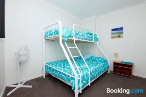 El Sandi Unit 11 14 18 North Street - Whitsundays Accommodation 4