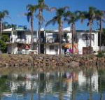 Beachfront 1 25 Willow Street - Whitsundays Accommodation