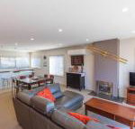 Opus 1 / 10 Poly Cow Lane - Whitsundays Accommodation