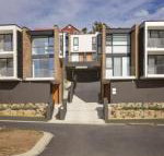 Chilam B Sophisticated style with views to the lake  mountains - Whitsundays Accommodation