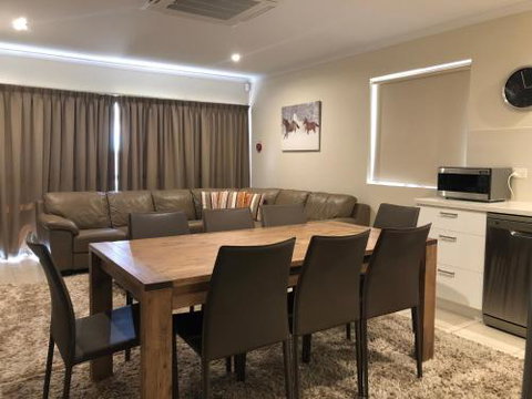 Kirwan 22 - Whitsundays Accommodation 2