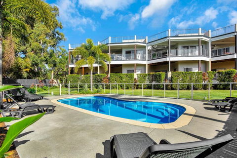 Rainbow Towers 2 Rainbow Beach High On The Hill Panoramic Views Wi Fi - Whitsundays Accommodation 2