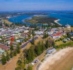 Seaspray Unit 7 straight across the road from Main Beach Yamba - Whitsundays Accommodation
