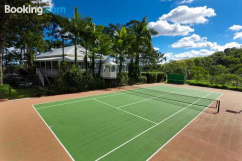 Sunrise At Sanquar Noosa Hinterland - Whitsundays Accommodation 1