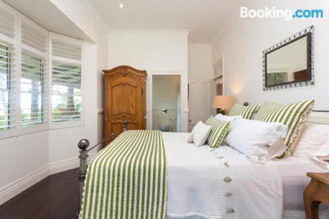 Sunrise At Sanquar Noosa Hinterland - Whitsundays Accommodation 0