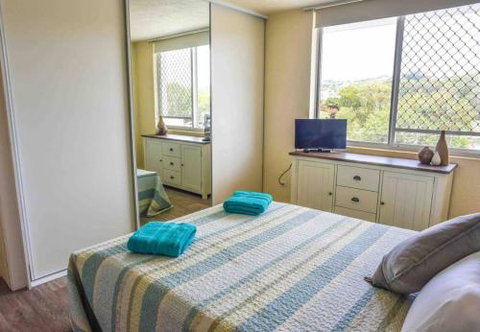 Pool Tennis Alexandra Headlands Oceanfront Resort - Whitsundays Accommodation 5