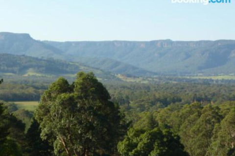 Hillcrest Spectacular Views! - Whitsundays Accommodation 3