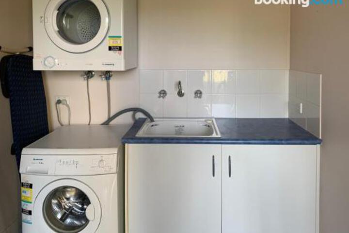 Tooligie SA Whitsundays Accommodation