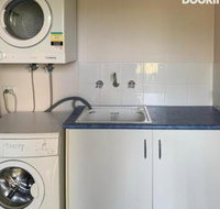 Endeavour 6 - Whitsundays Accommodation