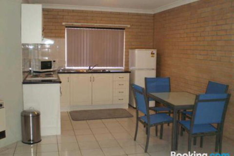 Retreat On Surf Beach - Whitsundays Accommodation 2