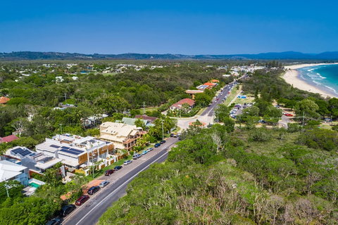 Your Luxury Escape - Driftwood Three - Whitsundays Accommodation 0