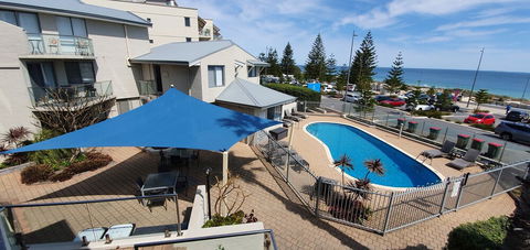 Sunset On Esplanade - Whitsundays Accommodation 1