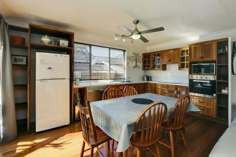 Hillsborough Cottage - Whitsundays Accommodation 1