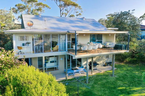 Surfers Beach House - Whitsundays Accommodation 6