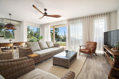 Apartment 2 Surfside - Whitsundays Accommodation 4