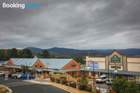 6 Lakeview Plaza - Whitsundays Accommodation 2