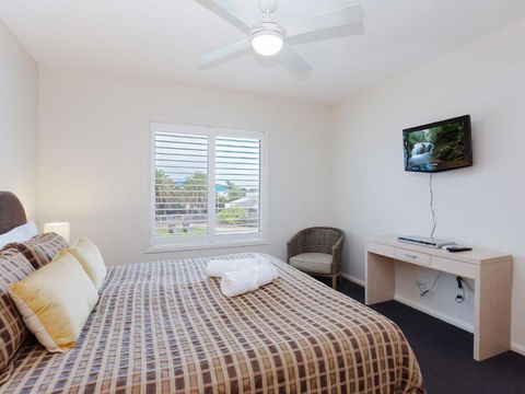 Oaks Pacific Blue 278 265 Sandy Point Road - Whitsundays Accommodation 3
