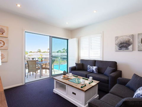 Oaks Pacific Blue 278 265 Sandy Point Road - Whitsundays Accommodation 4