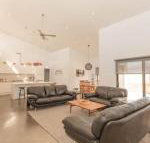 26 Twynam Street - Whitsundays Accommodation