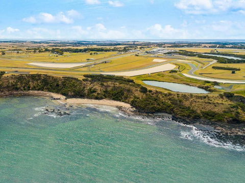 The Cape Escape - Whitsundays Accommodation 1