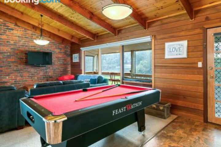 Blackwood Forest ACT Whitsundays Accommodation