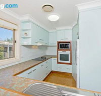 SEASCAPE An Enticing Lakeside Escape - Whitsundays Accommodation