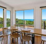 The Deck House - Whitsundays Accommodation