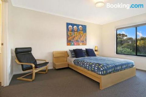 A One One Two At Island Beach - Whitsundays Accommodation 2
