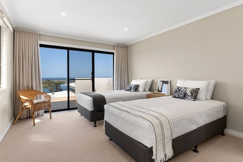 Shawhaven - Whitsundays Accommodation 4