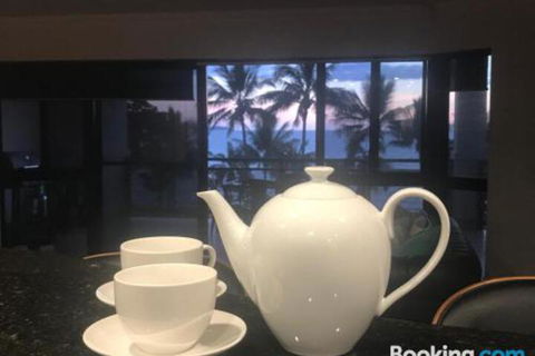 Townsville Strand Lighthouse Apartment 3 - Whitsundays Accommodation 0