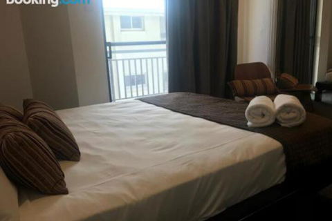 Townsville Strand Lighthouse Apartment 3 - Whitsundays Accommodation 3
