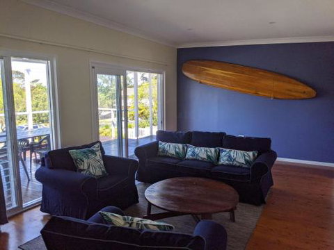 Seagrass Beach House At Hyams 4pm Check Out Sundays - Whitsundays Accommodation 2