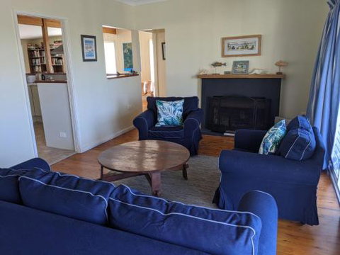 Seagrass Beach House At Hyams 4pm Check Out Sundays - Whitsundays Accommodation 6