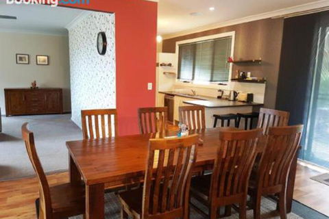 The Old Picnic Ground At Ironstone B & B - Whitsundays Accommodation 2