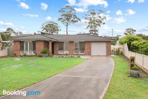 Lake Dreaming 4 Lulworth - Whitsundays Accommodation 1