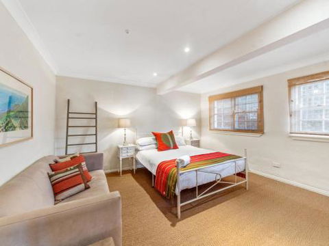 Elandra Absolute Beach Front Luxury - Whitsundays Accommodation 1