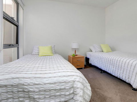 Rosalea By The Bay - Whitsundays Accommodation 1
