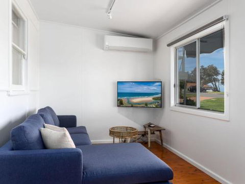 SEAWAYS Gerroa 4pm Check Out On Sunday - Whitsundays Accommodation 5
