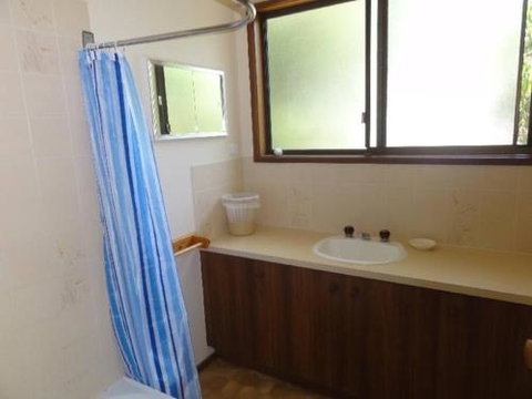 14 Tecoma Avenue Sandy Point - Whitsundays Accommodation 3