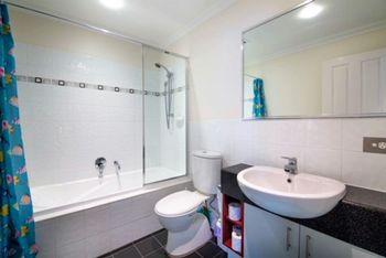Spacious Apartment With Sea Views - Whitsundays Accommodation 6