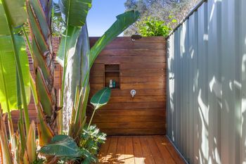 Roomerang At Binya Avenue - Whitsundays Accommodation 1